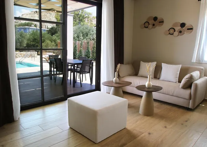 Villa Liotopos *