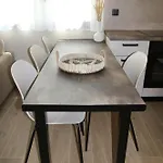 빌라 Liotopos *