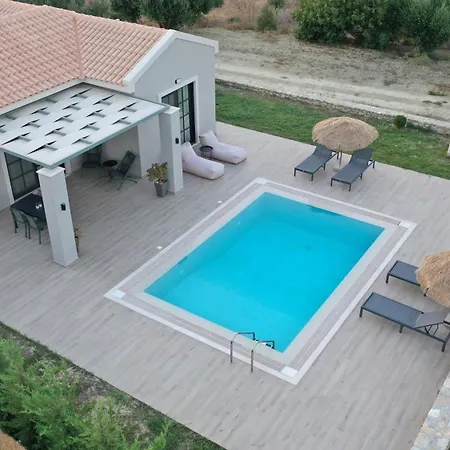 Vila Liotopos