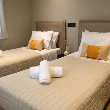 Liotopos ليكسوري